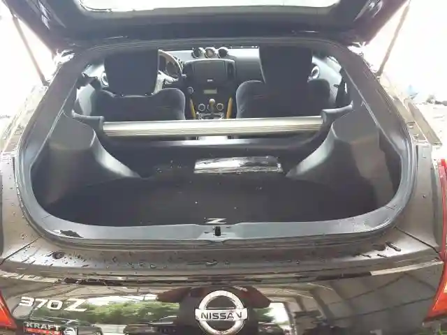 JN1AZ4EH9JM571757 2018 NISSAN 370Z BASE-5