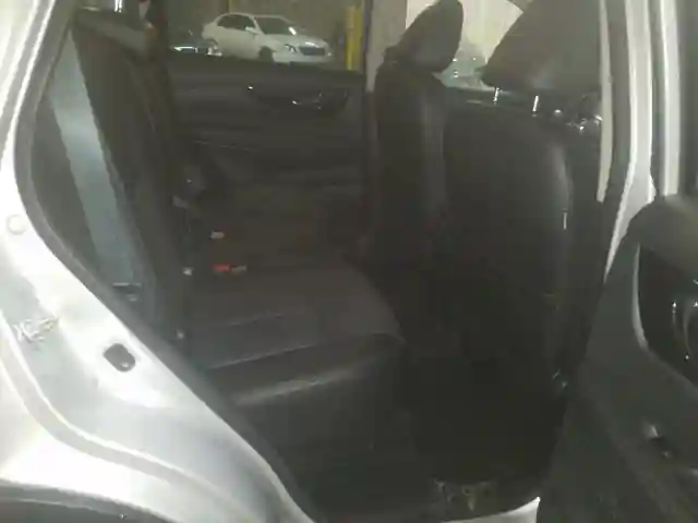 5N1AT2MV3JC742384 2018 NISSAN ROGUE S-5