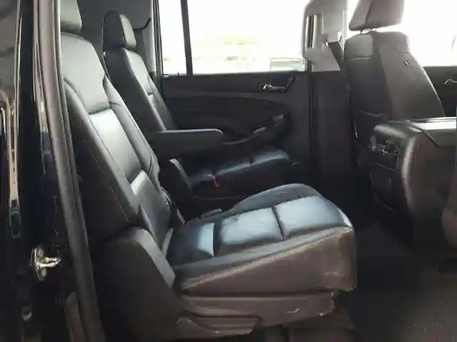 1GKS1JKC5KR326320 2019 GMC YUKON XL C1500 SLT-5