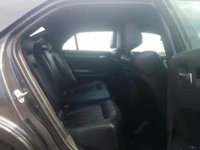 2C3CCABG3KH533449 2019 CHRYSLER 300 S-5
