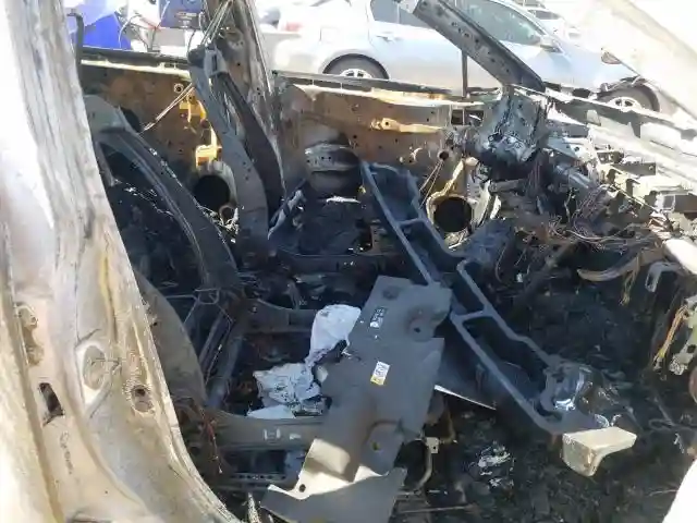 JTMF1RFV0LD061957 2020 TOYOTA RAV4 LE-4