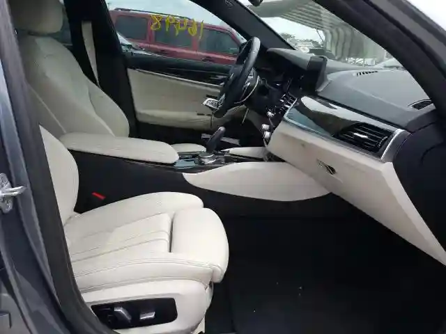WBAJE5C53JWA97882 2018 BMW 540 I-4