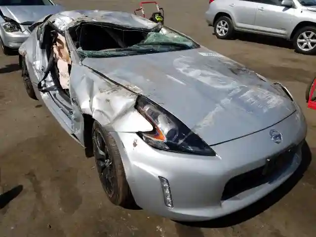 JN1AZ4EH0JM571811 2018 NISSAN 370Z BASE-0