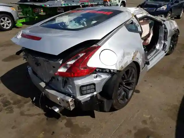 JN1AZ4EH0JM571811 2018 NISSAN 370Z BASE-3