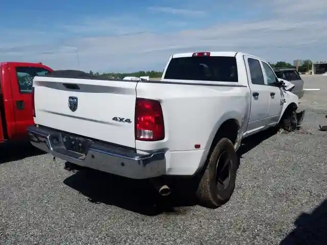 3C63RRGL9FG621398 2015 RAM 3500 ST-3