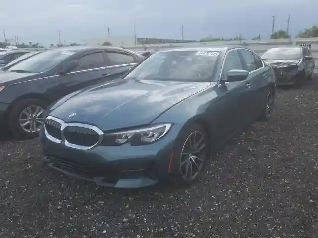 WBA5R1C52KAK10716 2019 BMW 330I-1
