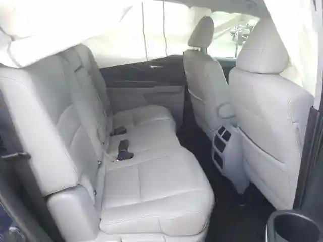 5FNYF6H76GB115493 2016 HONDA PILOT EXLN-5