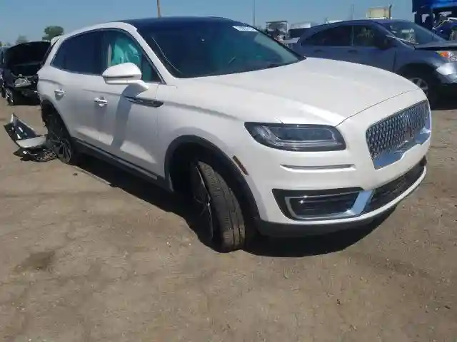 2LMPJ8LP6KBL65755 2019 LINCOLN NAUTILUS RESERVE-0