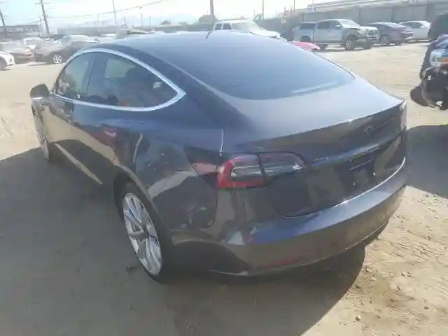 5YJ3E1EA5JF050675 2018 TESLA MODEL 3-2