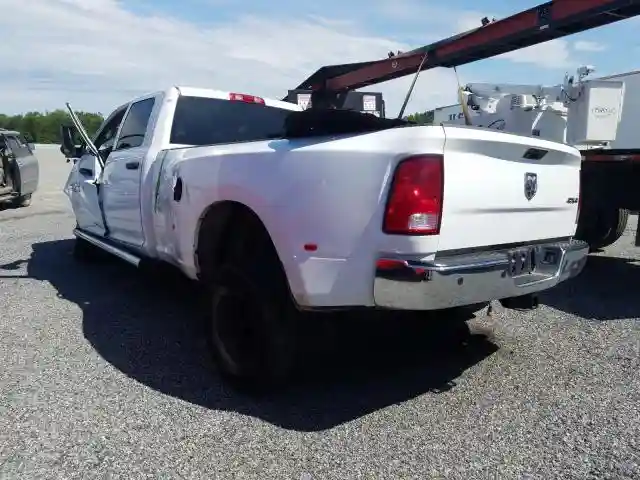 3C63RRGL9FG621398 2015 RAM 3500 ST-2