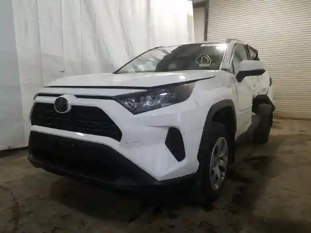 2T3G1RFV1KW045613 2019 TOYOTA RAV4 LE-1