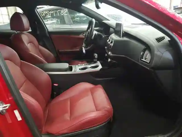 KNAE45LC8J6033353 2018 KIA STINGER GT1-4