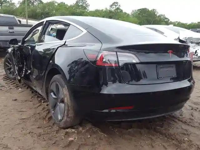 5YJ3E1EA2KF190121 2019 TESLA MODEL 3-2