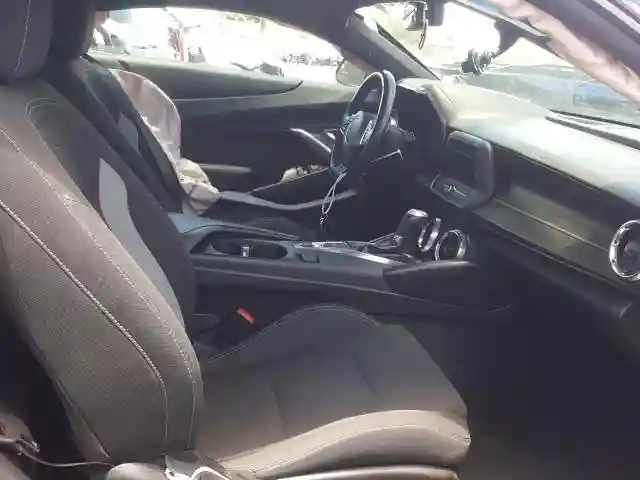 1G1FB1RS0K0105793 2019 CHEVROLET CAMARO LS-4