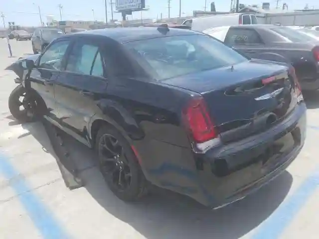 2C3CCABG3KH601135 2019 CHRYSLER 300 S-2