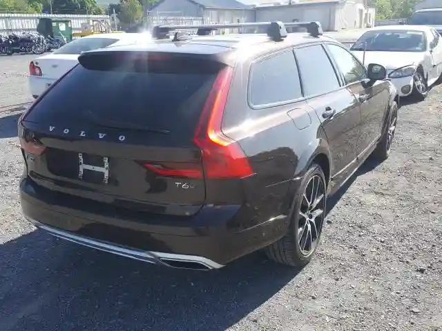 YV4A22NL5H1000169 2017 VOLVO V90 CROSS COUNTRY T6 INSCRIPTION-3