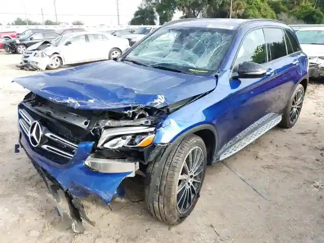 WDC0G4JB3JV070299 2018 MERCEDES-BENZ GLC 300-1