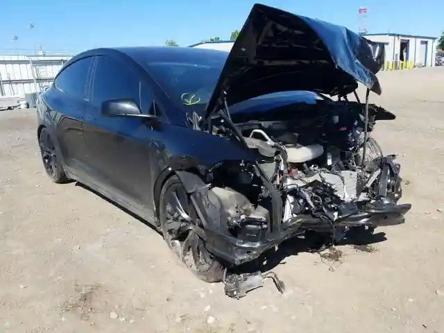 5YJXCDE28HF077512 2017 TESLA MODEL X-0