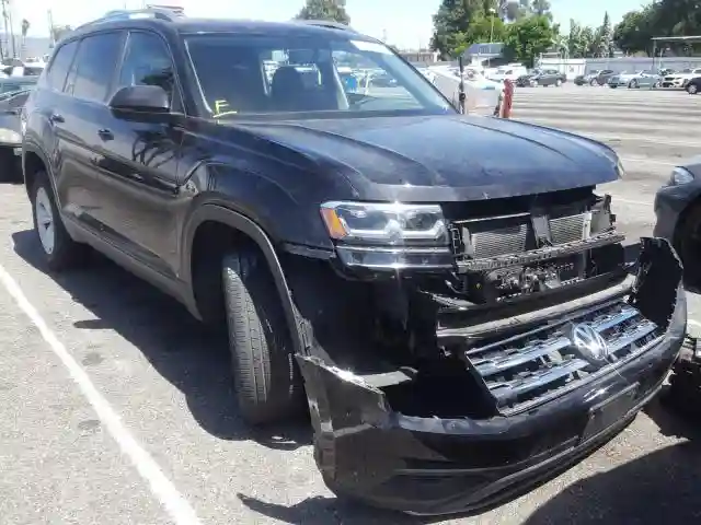 1V2BR2CA9JC504351 2018 VOLKSWAGEN ATLAS-0