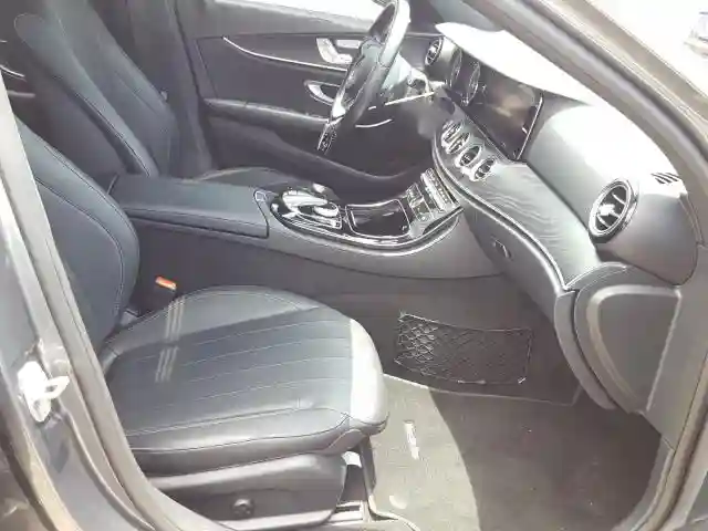 WDDZF4JB5HA101172 2017 MERCEDES-BENZ E 300-4