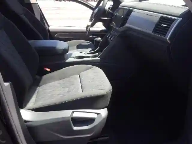 1V2BR2CA9JC504351 2018 VOLKSWAGEN ATLAS-4