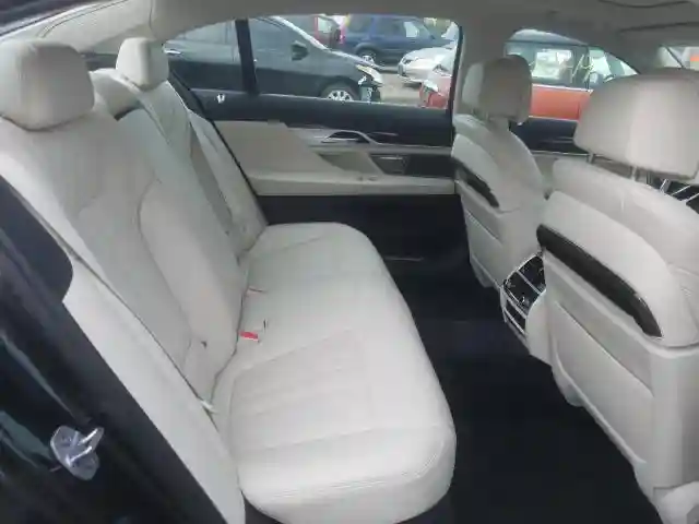 WBA7F2C59JG423830 2018 BMW 750 XI-5