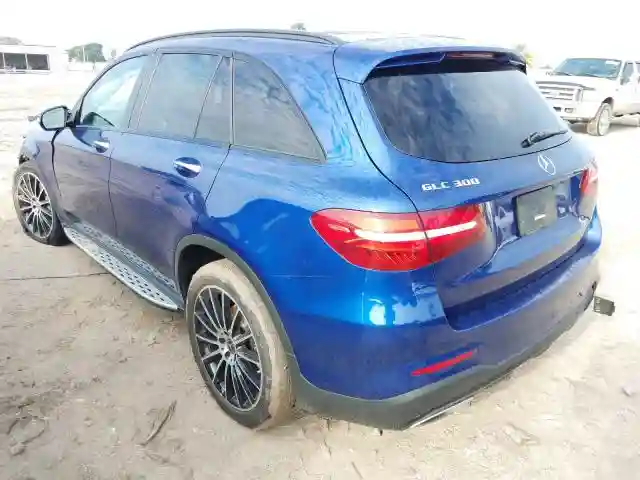 WDC0G4JB3JV070299 2018 MERCEDES-BENZ GLC 300-2
