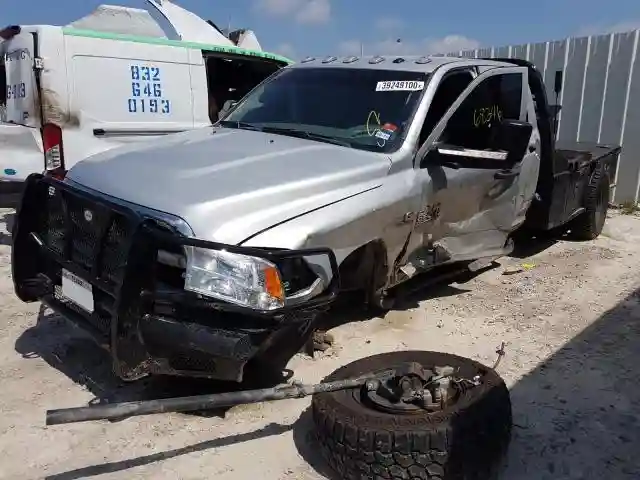 3C7WRTCL4HG731743 2017 RAM 3500-1