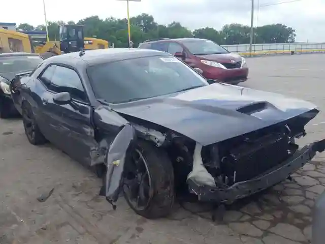 2C3CDZBT6KH641833 2019 DODGE CHALLENGER R/T-0