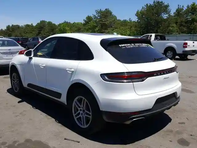 WP1AA2A57KLB00619 2019 PORSCHE MACAN-2