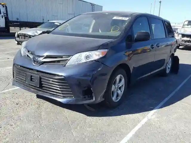 5TDKZ3DC4KS010390 2019 TOYOTA SIENNA LE-1