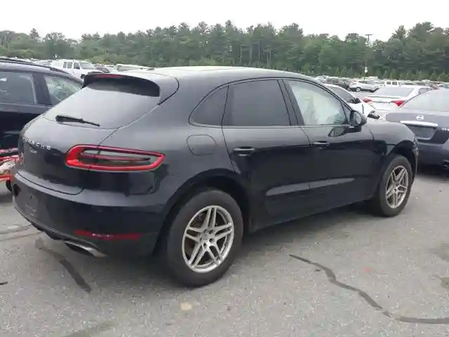 WP1AA2A5XJLB01228 2018 PORSCHE MACAN-3