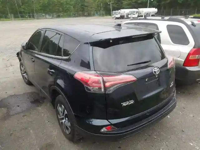 JTMBFREV6JJ730426 2018 TOYOTA RAV4 LE-2