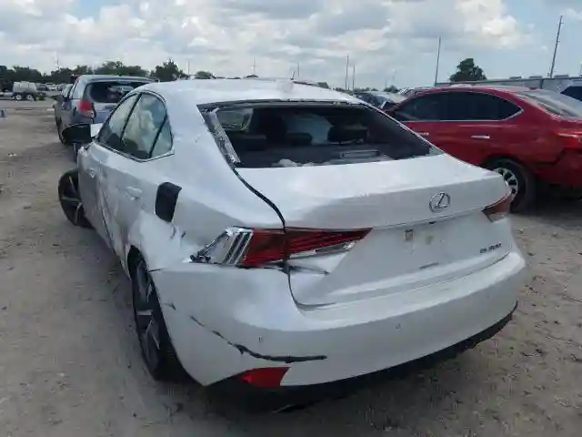 JTHBA1D29J5068811 2018 LEXUS IS 300-2