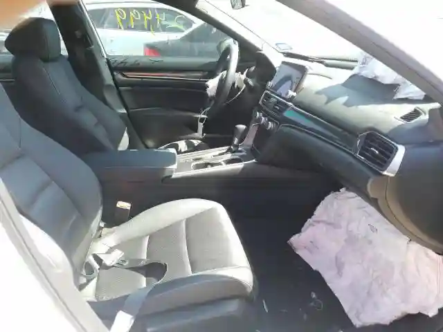 1HGCV1F3XKA103950 2019 HONDA ACCORD SPORT-4