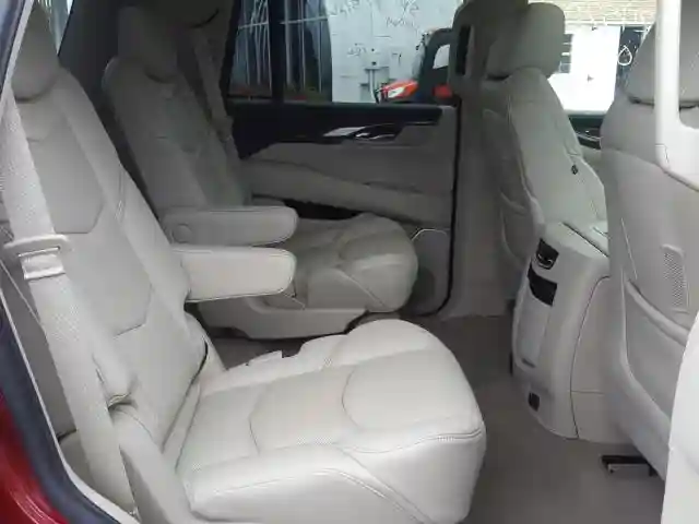 1GYS4CKJ5LR260618 2020 CADILLAC ESCALADE PREMIUM LUXURY-5