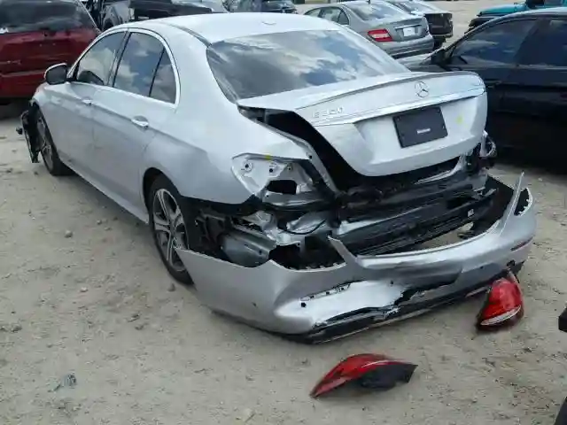 WDDZF4KB2HA229447 2017 MERCEDES-BENZ E 300 4MATIC-2
