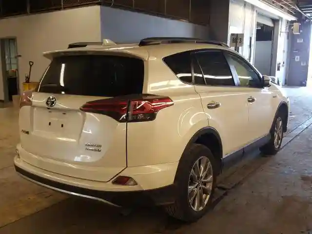 JTMDJREV6JD202987 2018 TOYOTA RAV4 HV LIMITED-3