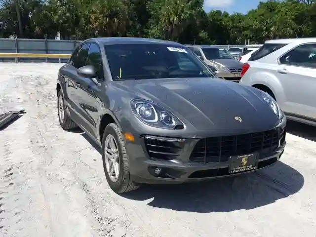 WP1AA2A55HLB82262 2017 PORSCHE MACAN-0