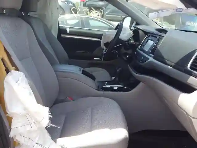 5TDBZRFH0HS359521 2017 TOYOTA HIGHLANDER LE-4