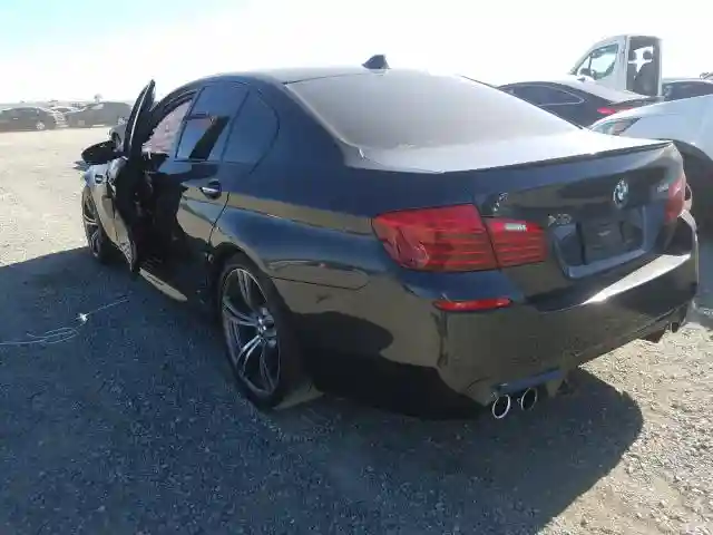 WBSFV9C53FD594665 2015 BMW M5-2