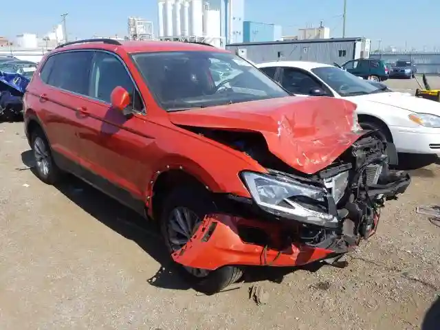 3VV2B7AX7KM108821 2019 VOLKSWAGEN TIGUAN SE-0