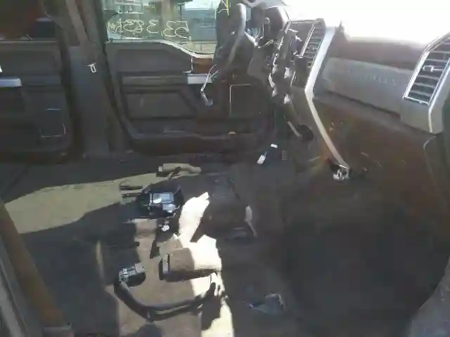 1FT8W3BT0JEB67117 2018 FORD F350 SUPER DUTY-4