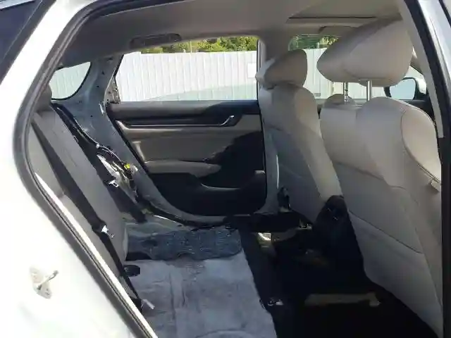 1HGCV1F4XKA070229 2019 HONDA ACCORD EX-5