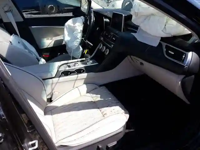 KMTG34LA6KU018534 2019 GENESIS G70 ELITE-4