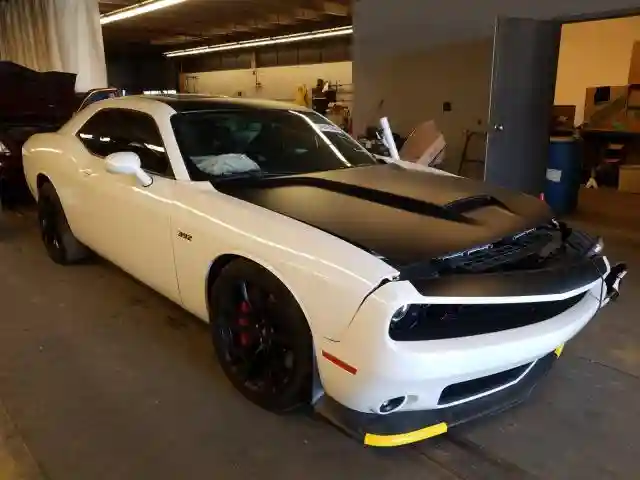 2C3CDZFJ6KH625401 2019 DODGE CHALLENGER R/T SCAT PACK-0