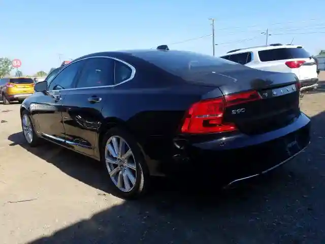 YV1A22ML6H1014855 2017 VOLVO S90 T6 INSCRIPTION-2