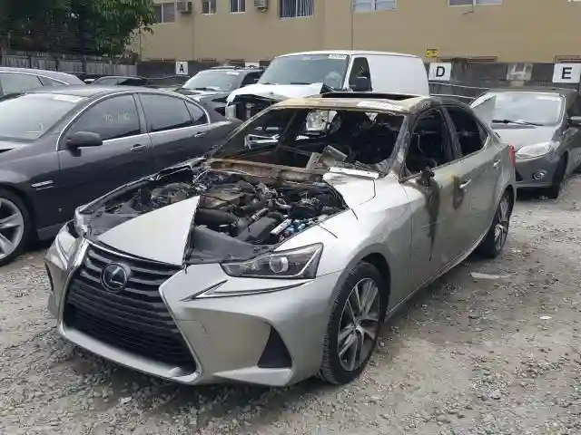JTHBA1D2XJ5074200 2018 LEXUS IS 300-1