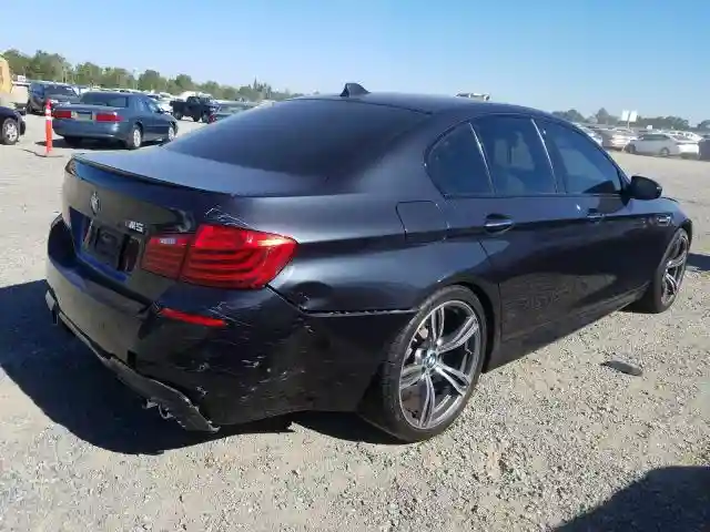 WBSFV9C53FD594665 2015 BMW M5-3