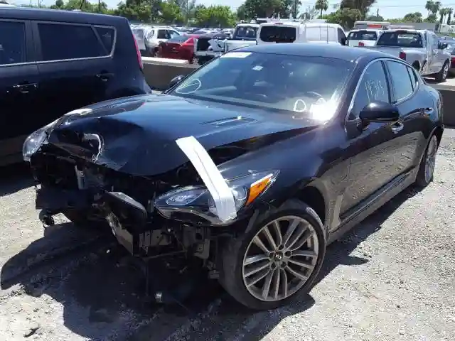 KNAE15LA2J6013610 2018 KIA STINGER-1